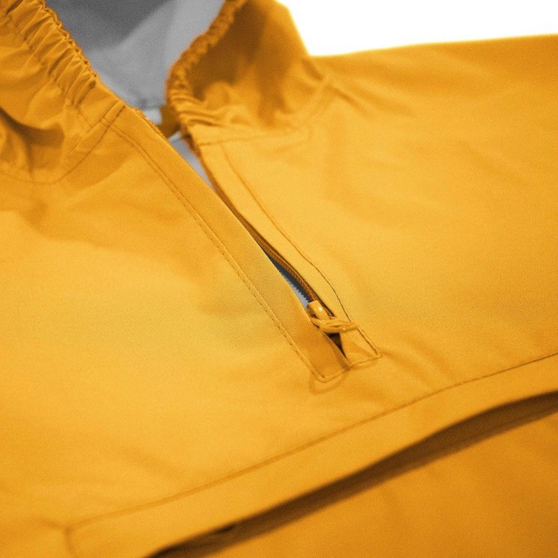 Poncho impermeabile giallo decorato con leone per bambini, facile da richiudere e da pulire